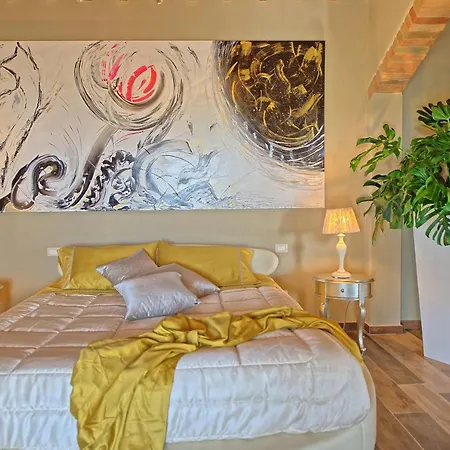 Massimiliano By Posarellivillas * Volterra