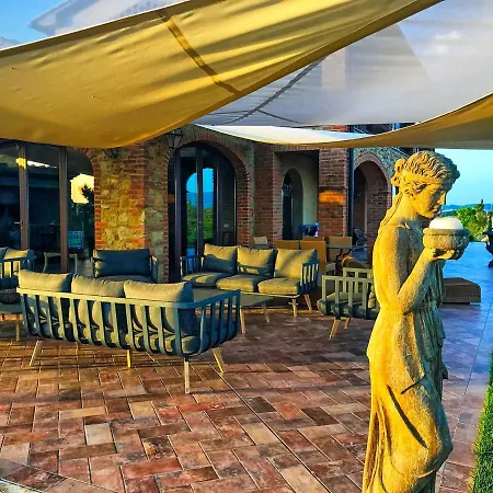 Massimiliano By Posarellivillas Vila